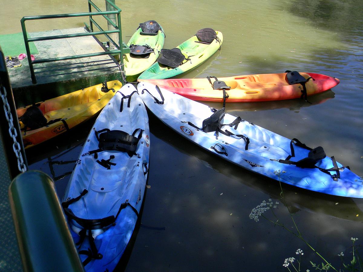 piragua, viajar con niños, excursiones, aljarafe, doñana, guadiamar
