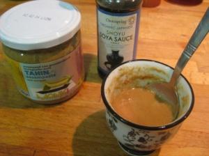 Preparando la salsa de tahini