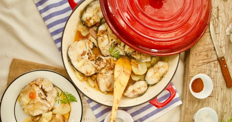 Merluza a la gallega, un guiso casero para toda la familia