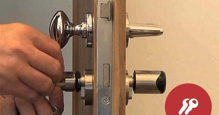 cerradura con llave | facilisimo.com