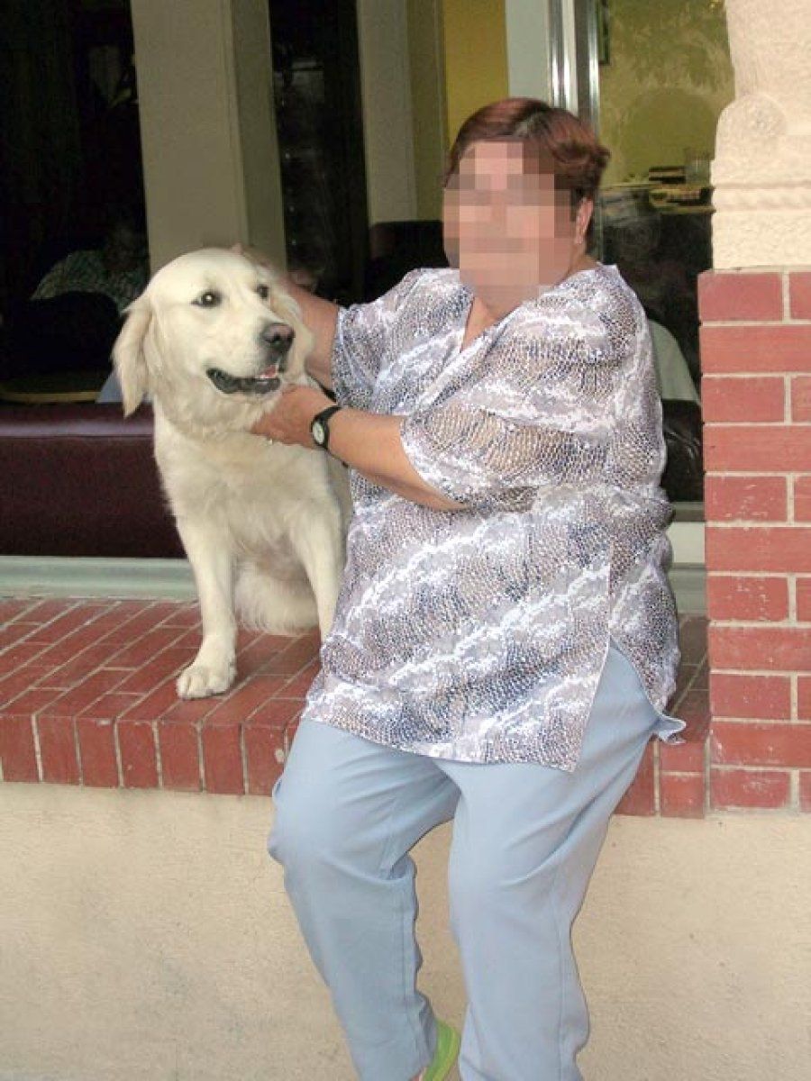 perro con señora
