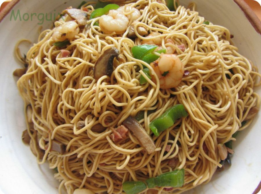 Wok de fideos chinos