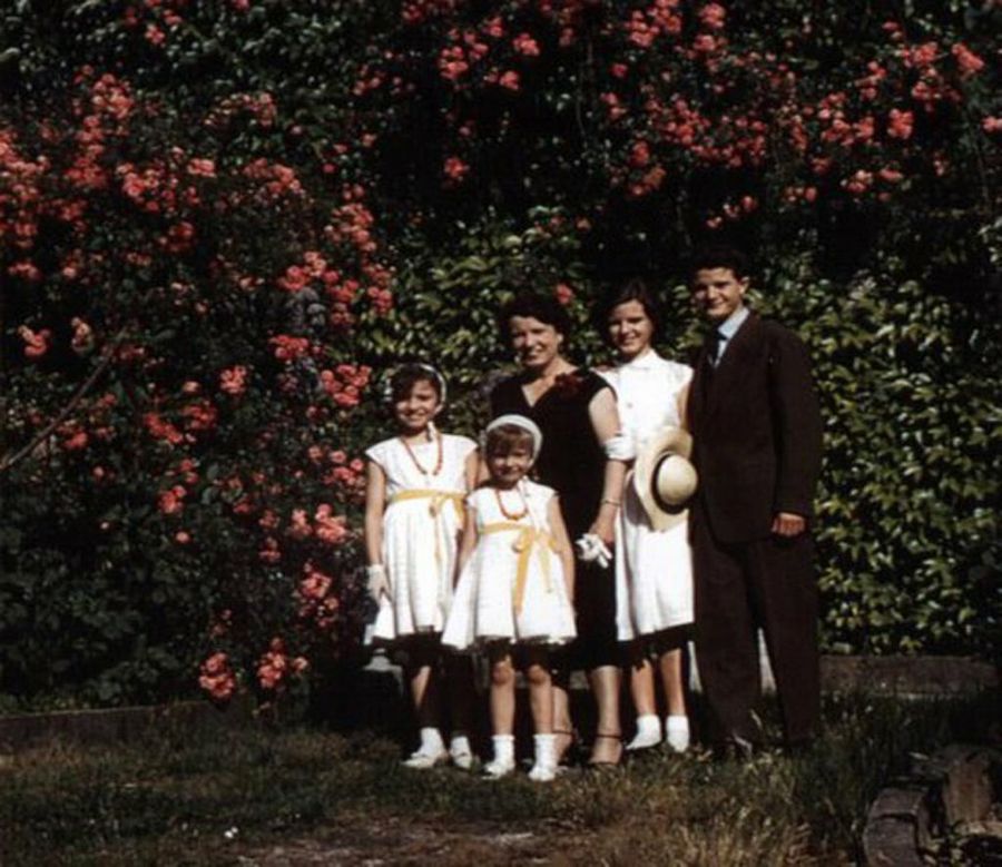 Familia