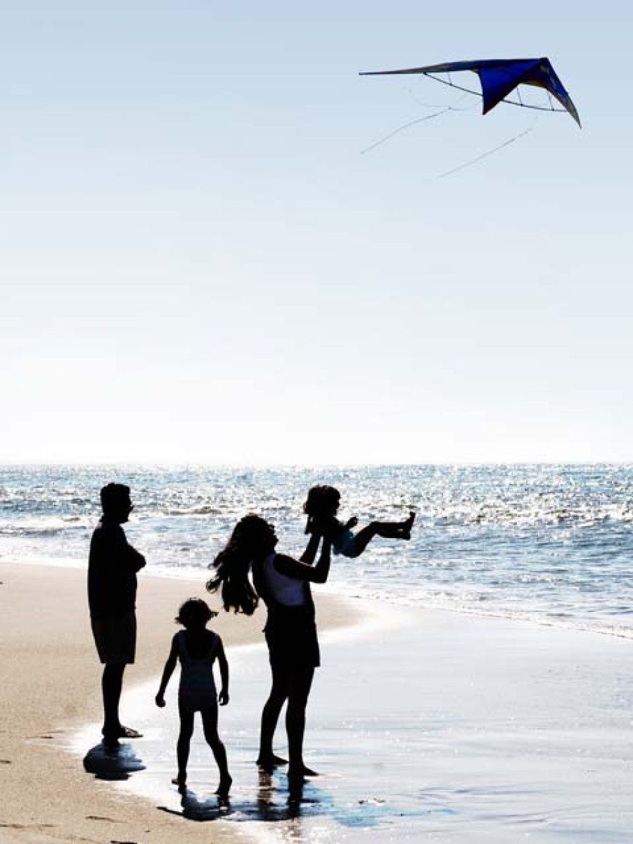 familia en la playa