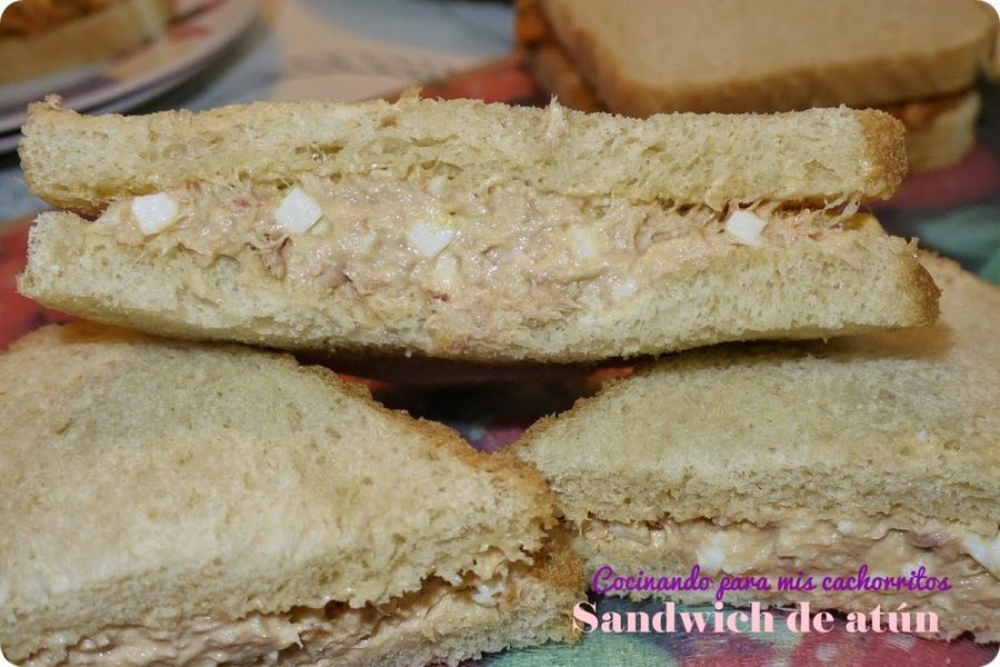 Sándwich de atún con mayonesa