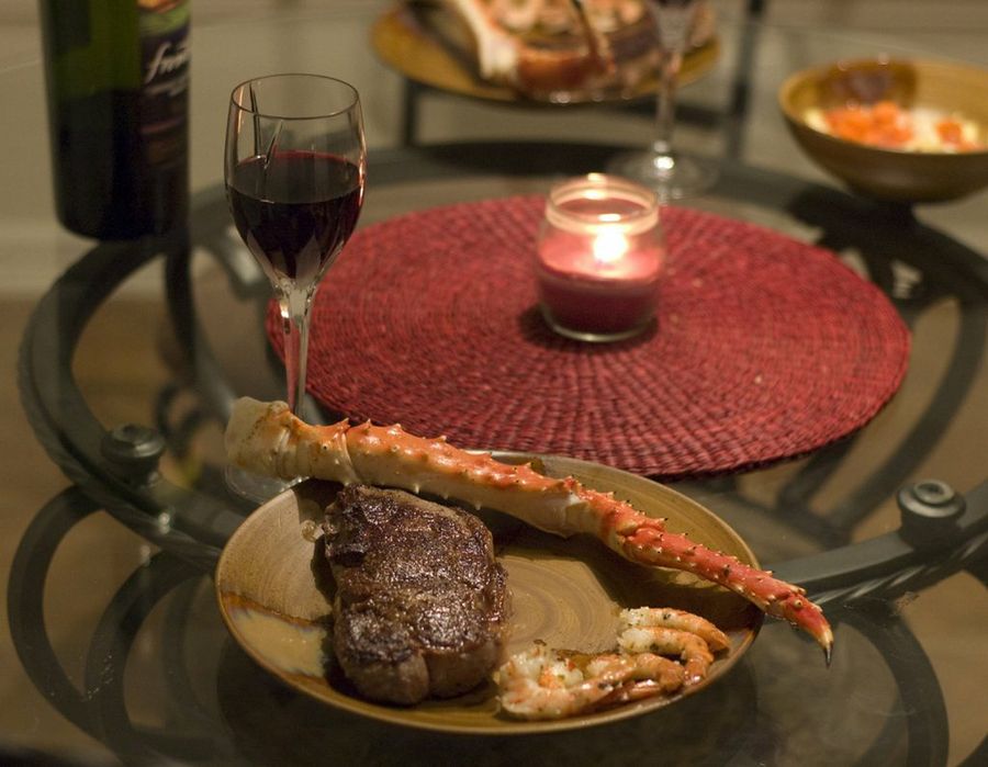como hacer una cena romantica para mi novio economica