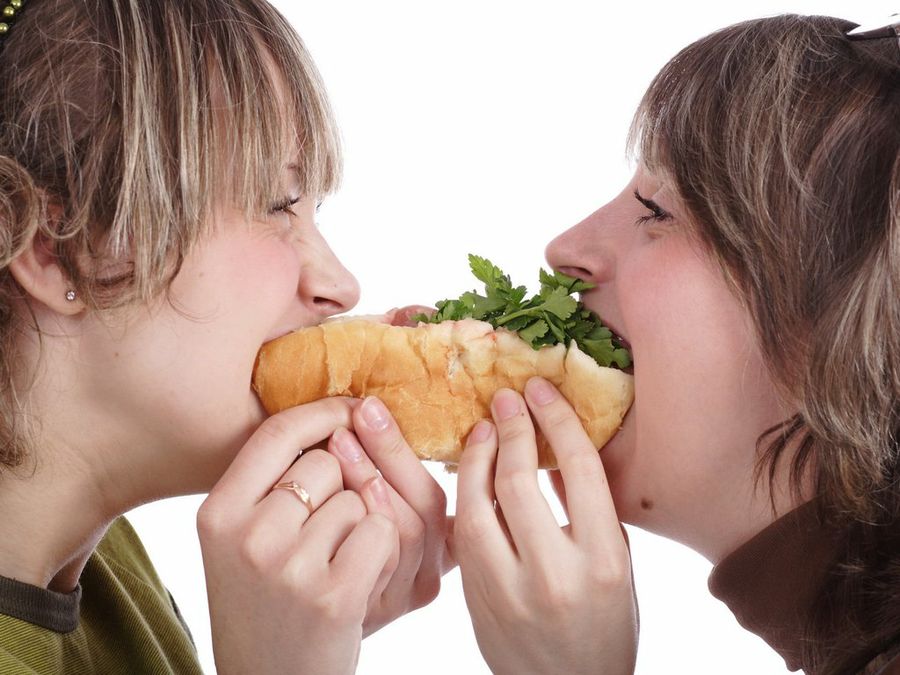 Comiendo