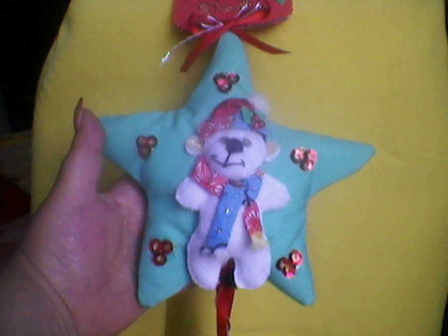 Adornos navideños (hecho con recortes d tela y goma eva ...
