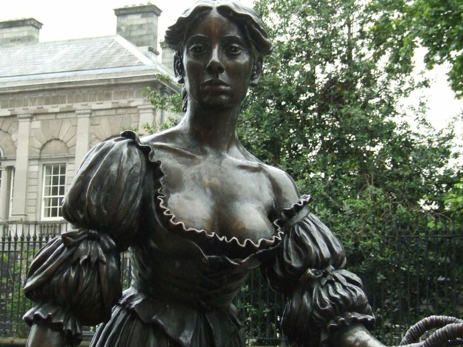 Molly Malone - Flickr - Steve-h
