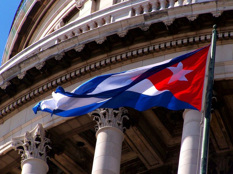 Bandera Cuba - Flickr - Renzo Vallejo
