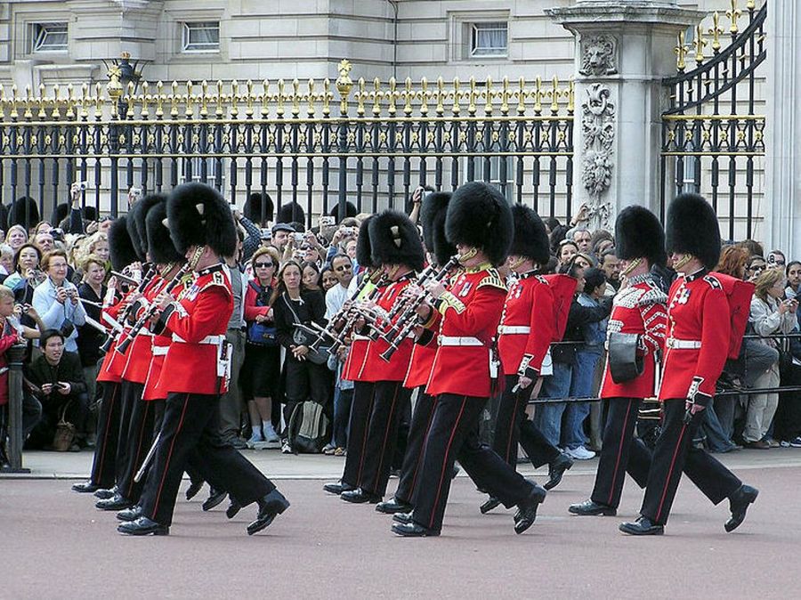 Cambio de la Guardia Real