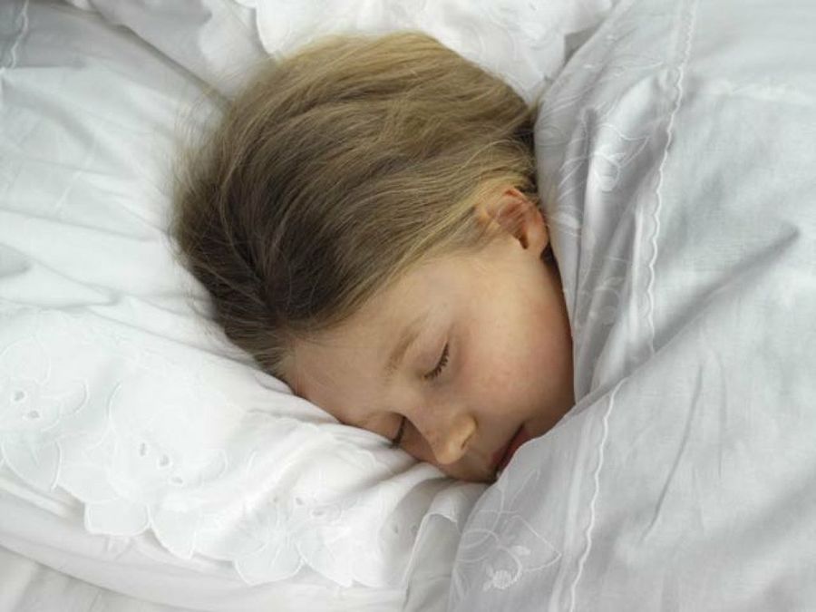niña durmiendo