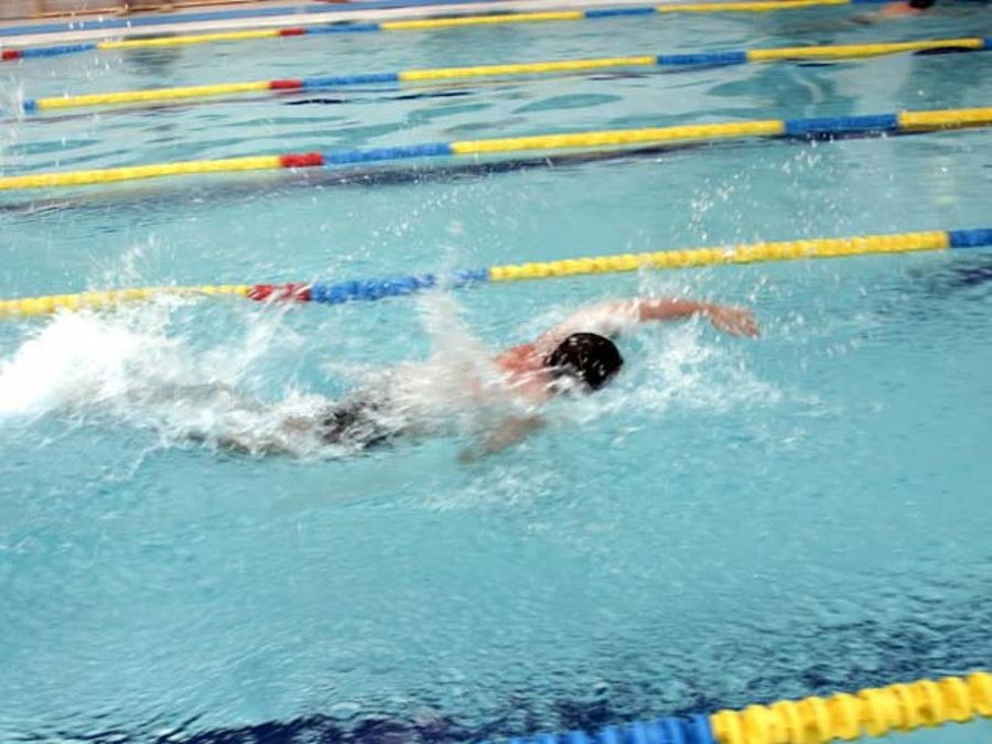 natación