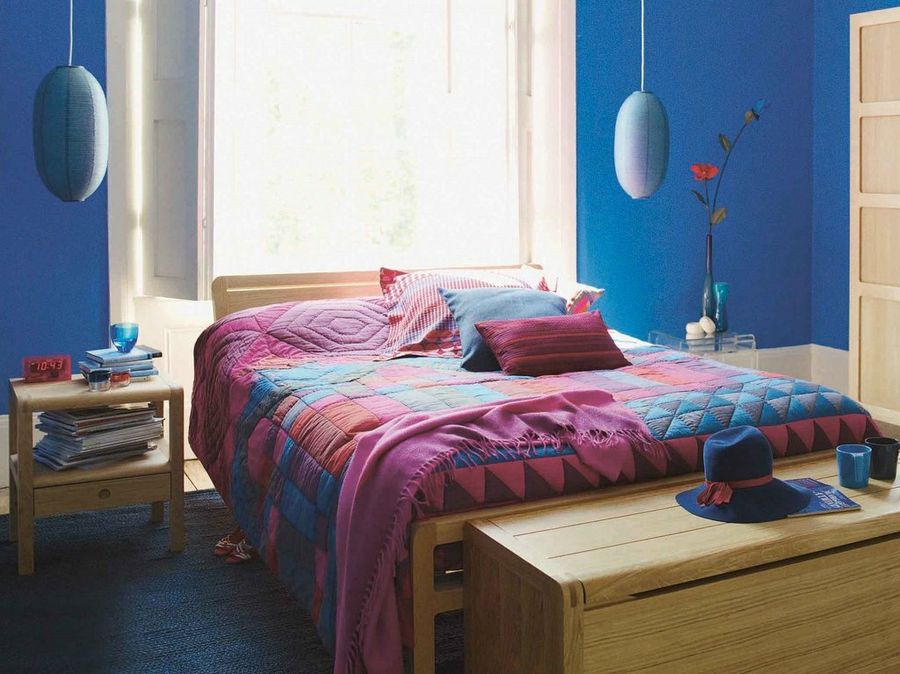 Dormitorio con colores