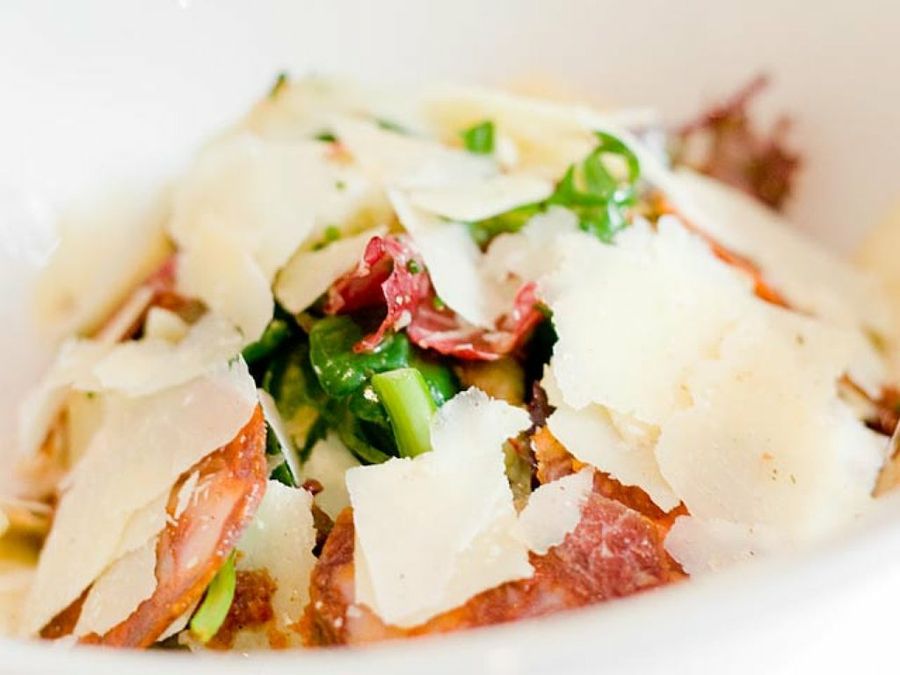 ensalada con queso