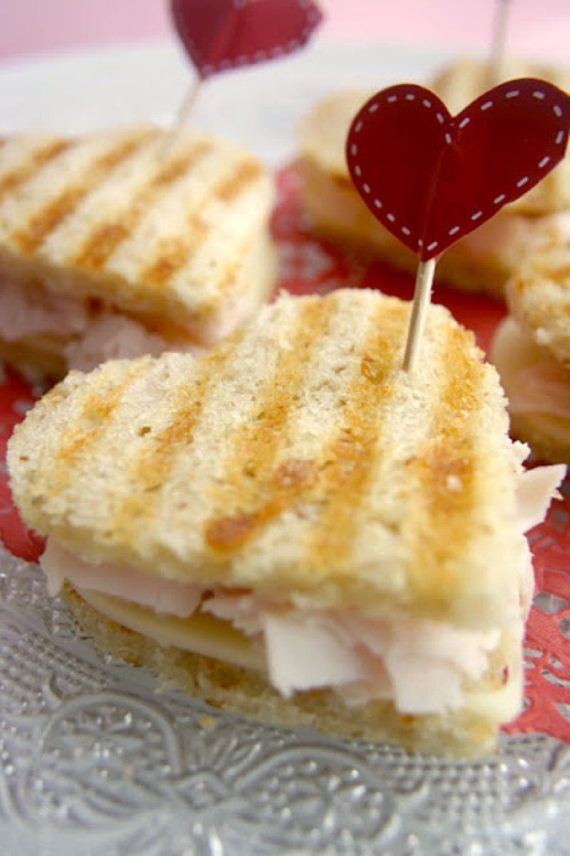 SANDWICH DE CORAZON