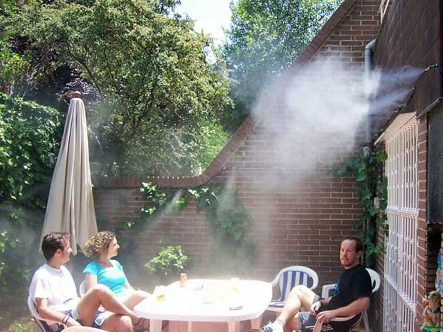 jardín con nebulización