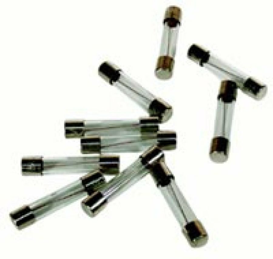 varios cortacircuitos