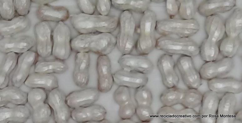 Collar con cáscaras de cacahuete. Perlas Asimétricas Barrocas Valencianas