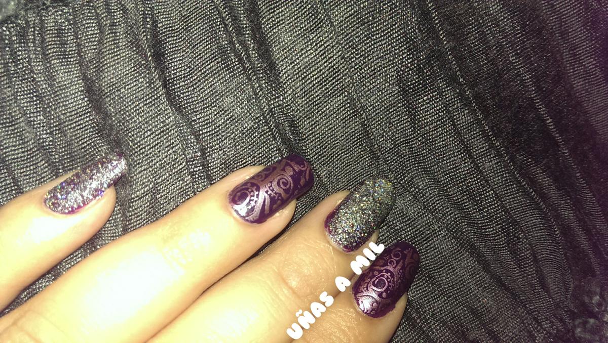diseño_uñas_morado_plateado_opi_estampado (2)
