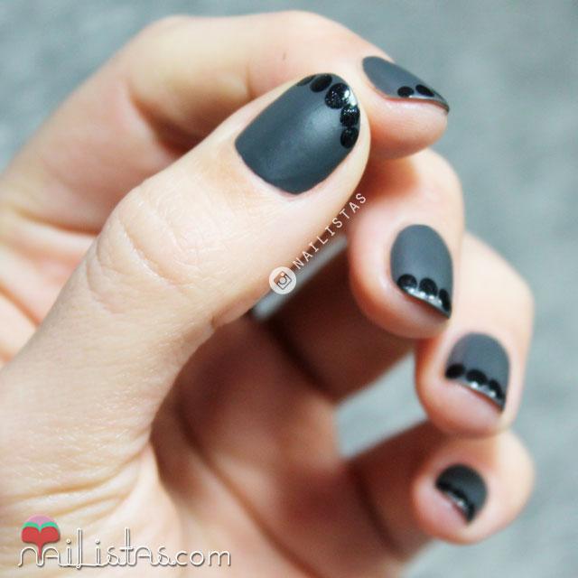 Manicura francesa con lunares paso a paso mate y brillo