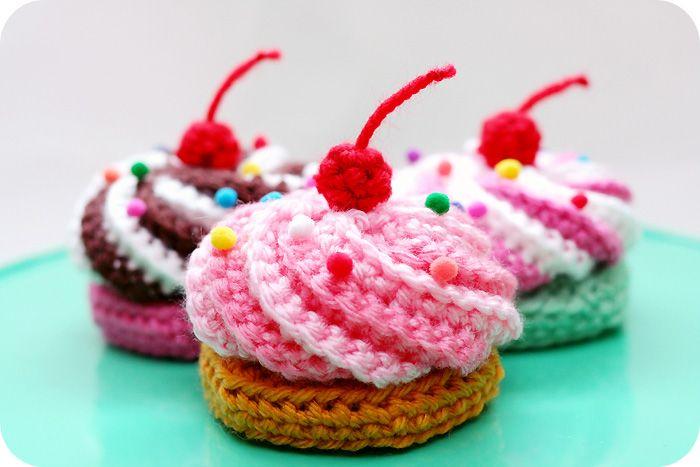 amigurumi cupcakes
