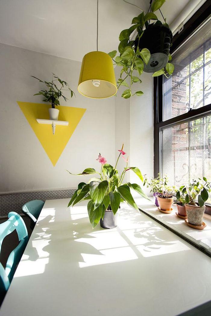 Decoración en color amarillo