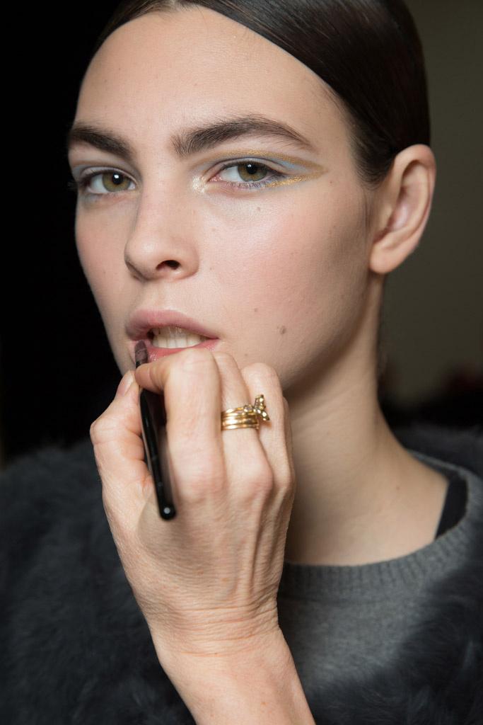 armani_prive_backstage_266906425_683x