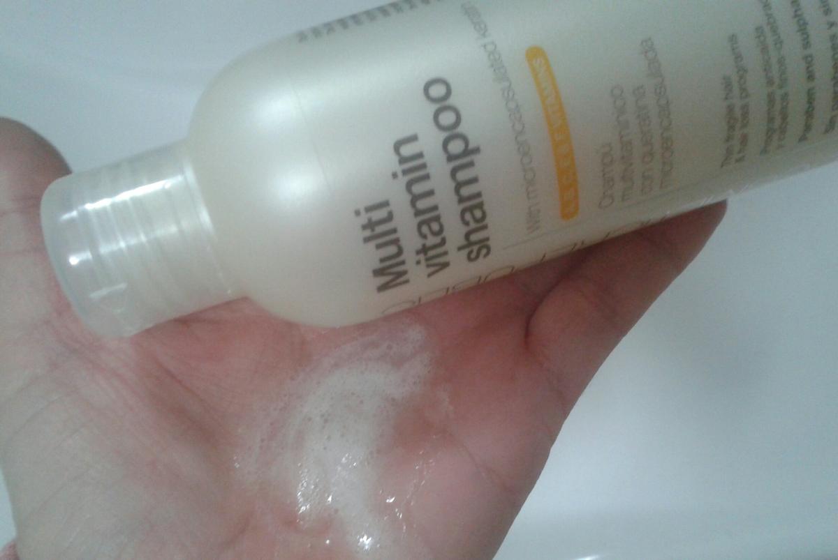 Champú multi vitaminas The Cosmetic. Republic 