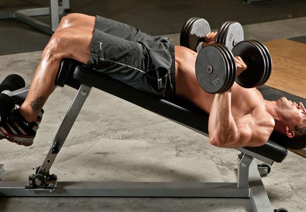 press declinado con mancuernas