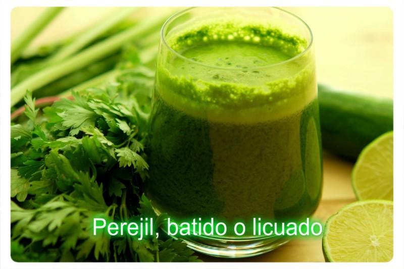 batido o licuado de perejil, muy depurativo