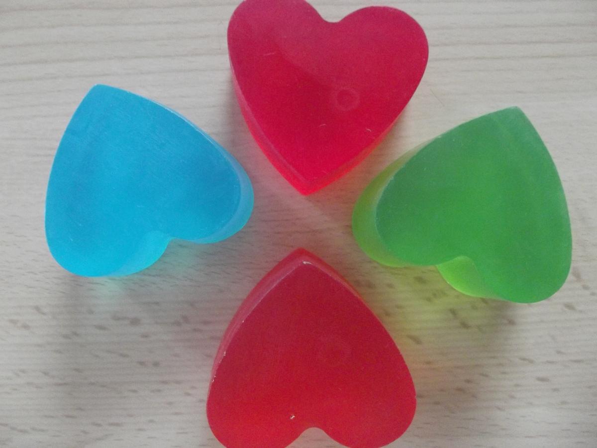 Corazones de jabón de glicerina