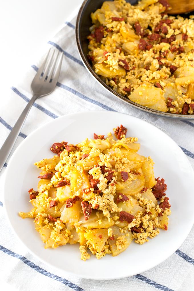 Revuelto Vegano de Chorizo con Patatas