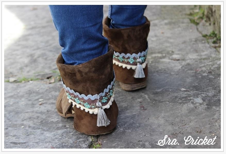botas con adornos