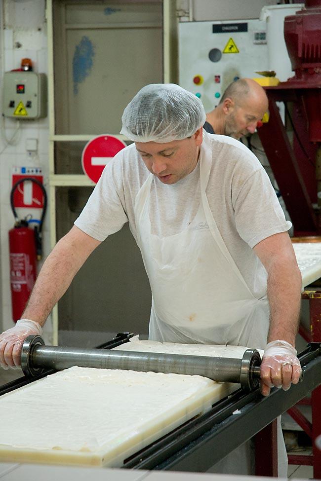 drome-montelimar-nougat