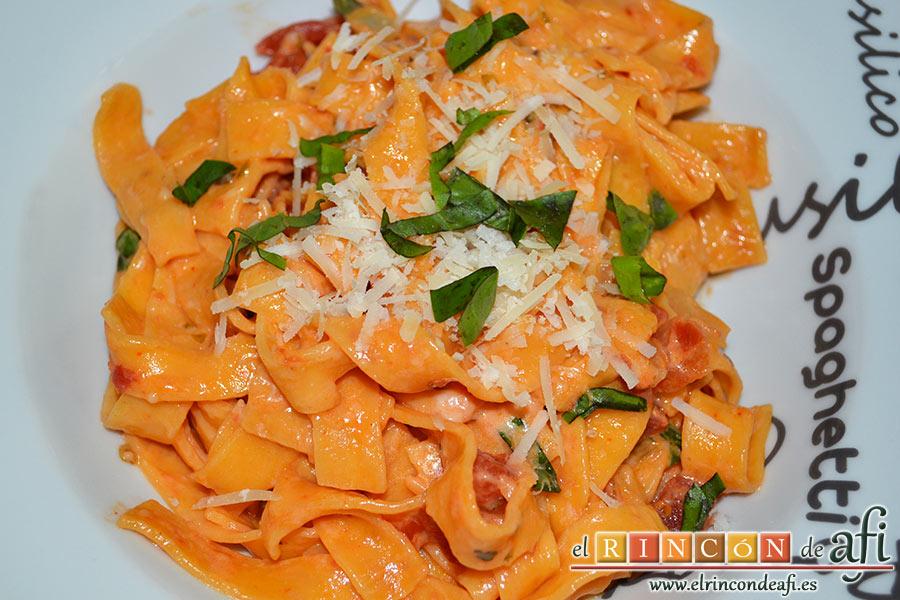 Pasta al vodka, sugerencia de presentación