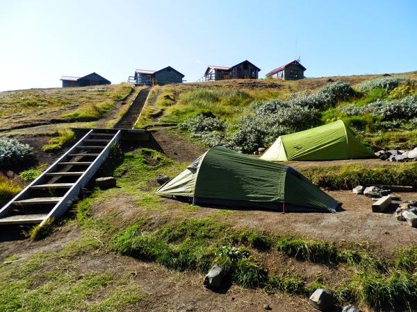 Vistas-del-campamento-hut-de-Emstrur-en-Islandia