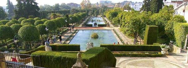 Los jardines del Alcazar de los Reyes Cristianos en Córdoba