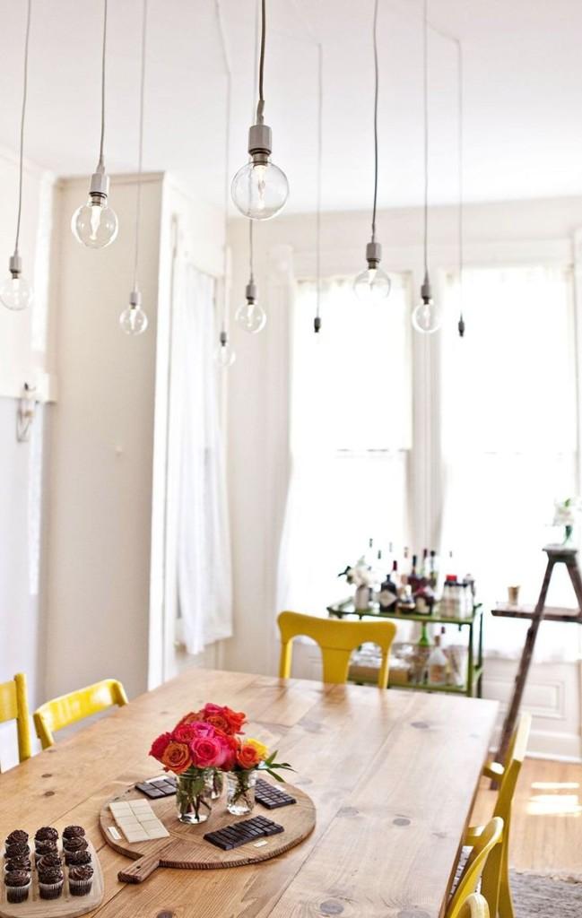 Sillas de color amarillo; ¡Atrévete y cambia!