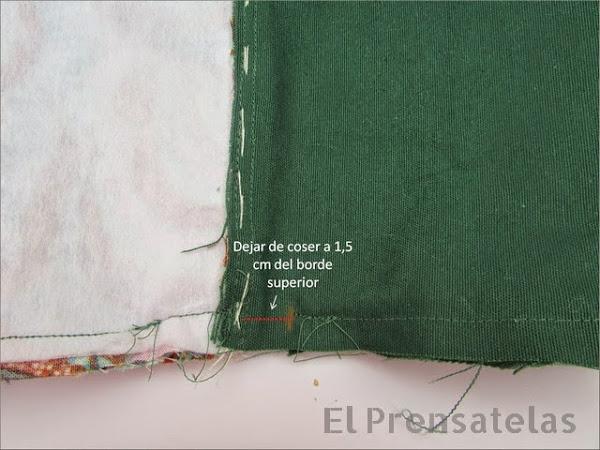 Cartera cremallera con base