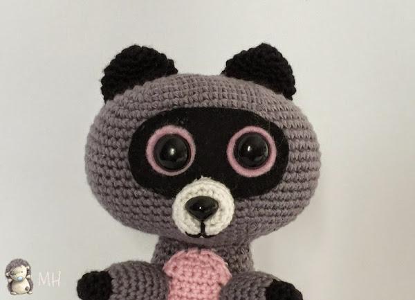 pequeño mapache amigurumi