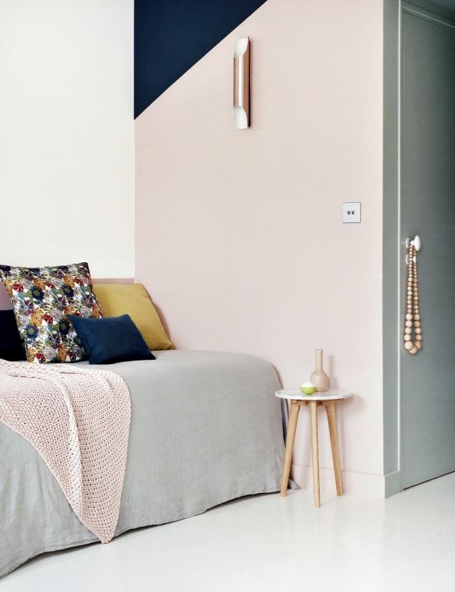 chambre-double-de-l-hotel-henriette-situe-a-quelques-pas-du-quartier-mouffetard-sizel-206181-1200-849