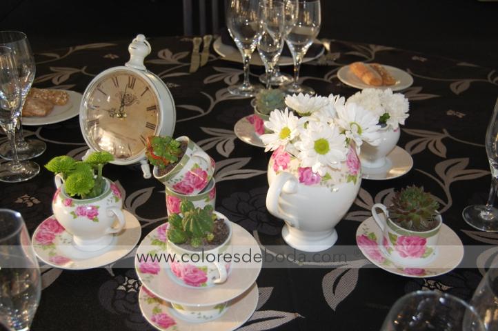 colores-de-boda-tetera-centro-mesa