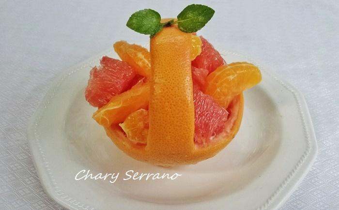 Las hojitas que adornan el asa son de hierbabuena