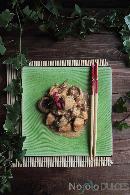 No solo dulces - Strogonoff pollo estilo asiatico