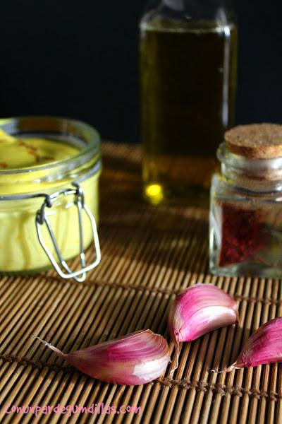 Alioli de azafrán