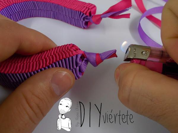 BLOGERSANDO-marzo-lila-collar-cinta raso-mujer trabajadora-color mujer-morado-violeta-acordeón-bisutería-7