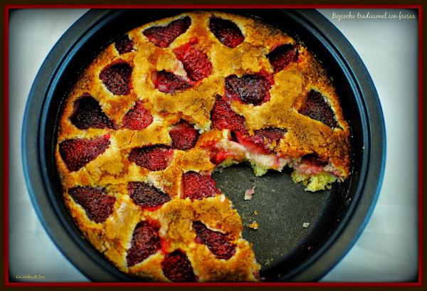bizcocho tradicional con fresas tererecetas 04