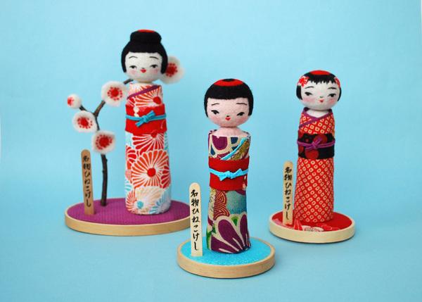 kokeshi-fieltro-hine-adoraideas