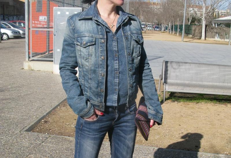 07. outfit jeans en blog de fitness